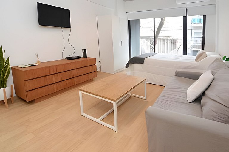 Enjoy VALLANhost @ Soler Art Studios - 21
