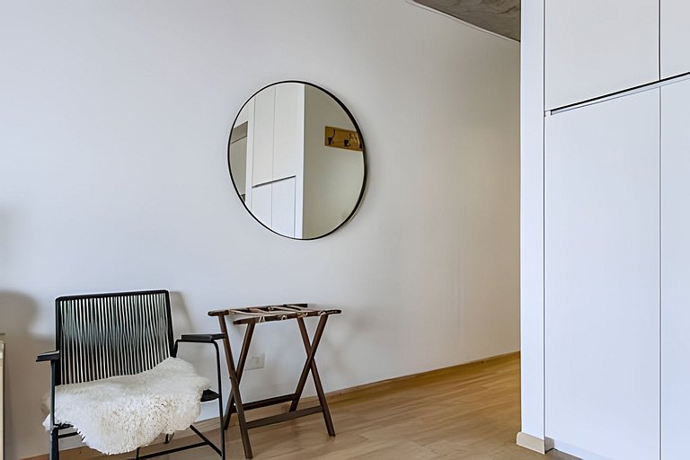 Enjoy VALLANhost @ Soler Art Studios -72