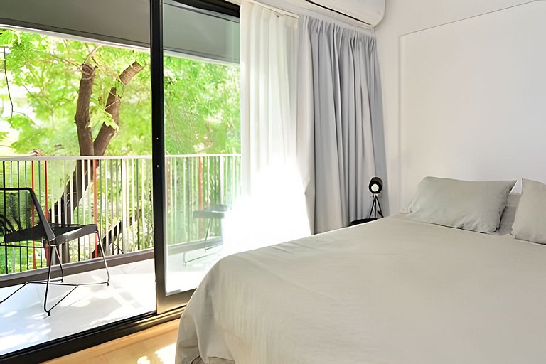 Enjoy VALLANhost @ Soler Art Studios -31