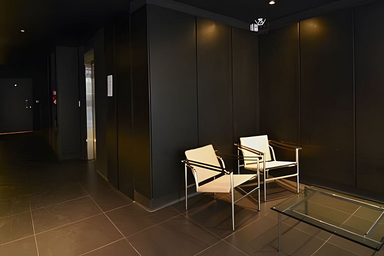 Enjoy VALLANhost @ Soler Art Studios -31