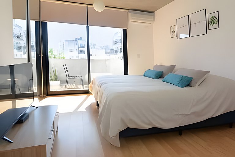 Paraguay Trends Studios -Room 64