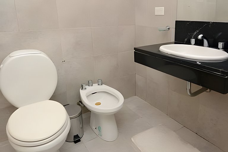 Paraguay Trends Studios -Room 64