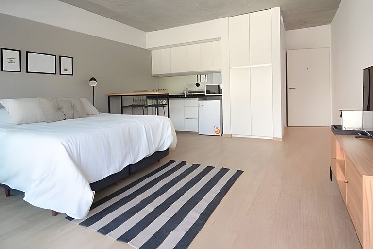 Soler Art Studios - Room 44