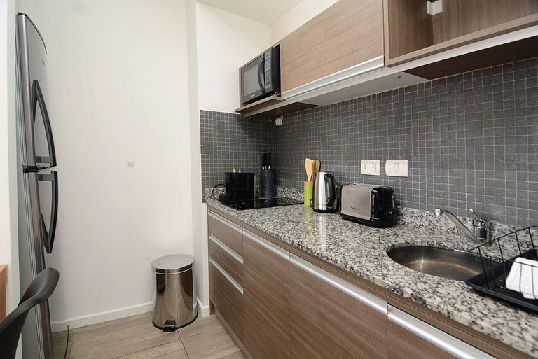 Enjoy VALLANhost @ Studio Soler