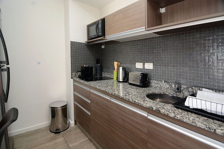 Enjoy VALLANhost @ Studio Soler